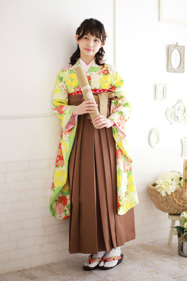 女子小学生卒業袴002