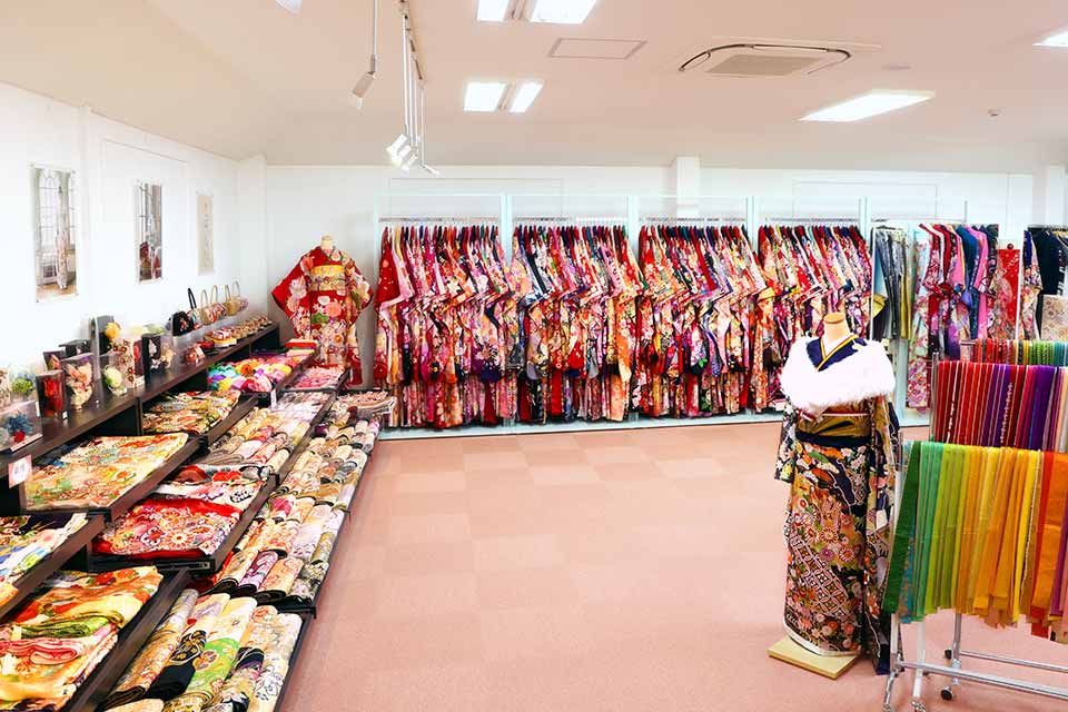 FURISODE efy 宝塚店